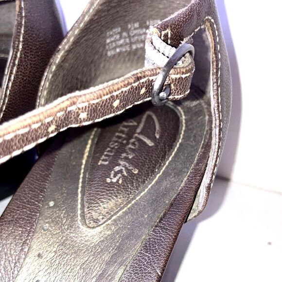 CLARKS Strappy Heel Sandals Ankle Strap Active Air Gray Platinum Metallic 7.5M - Picture 4 of 8